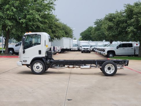 New 2025 Chevrolet Low Cab Forward 5500XG image 10