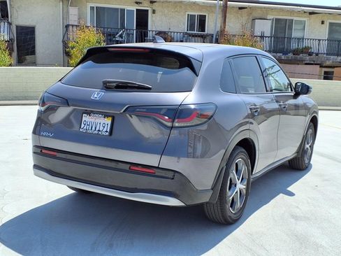 Used 2024 Honda HR-V EX-L image 4