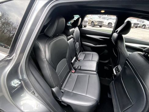 Used 2021 INFINITI QX50 Luxe w/ Appearance Package image 21