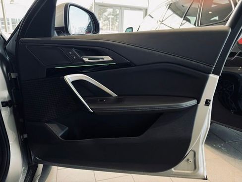 Used 2026 BMW X1 xDrive28i image 14