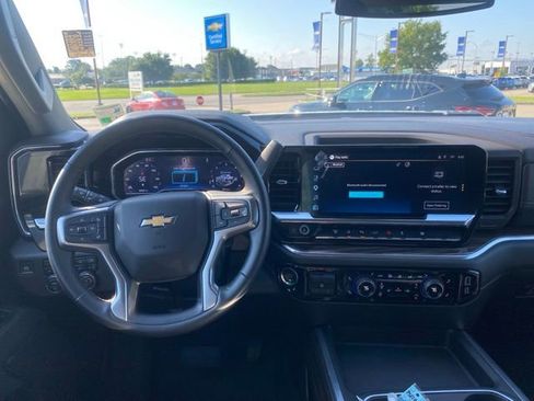 Used 2025 Chevrolet Silverado 3500 LT w/ All Star Edition AWD/4WD image 12