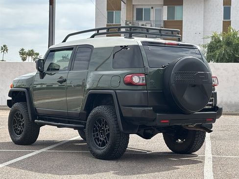 Used 2013 Toyota FJ Cruiser 4WD image 7