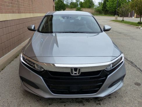 Used 2019 Honda Accord LX image 5