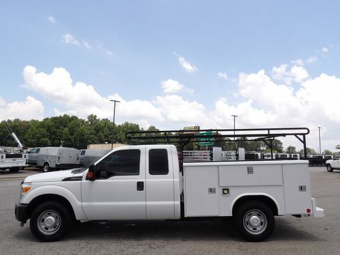 Used 2015 Ford F250 XL w/ Power Equipment Group RWD image 63