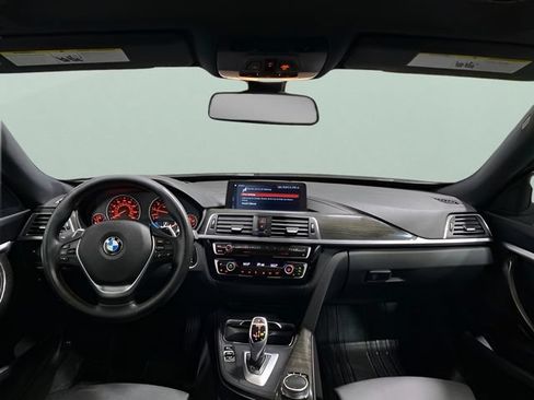 Used 2018 BMW 330i Gran Turismo xDrive AWD/4WD image 20
