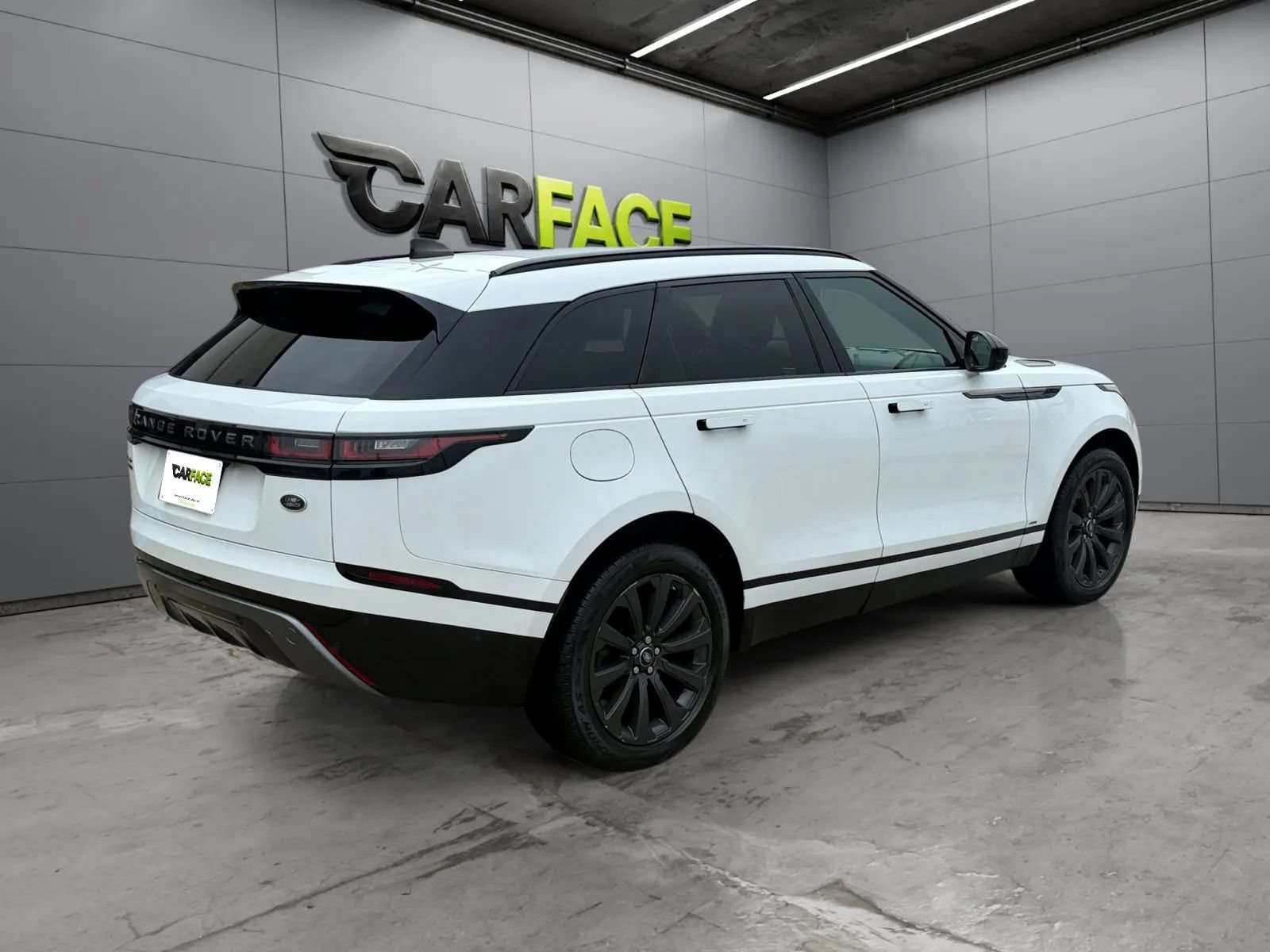 Used 2018 Land Rover Range Rover Velar R-Dynamic SE AWD/4WD image 13