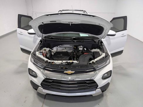 Used 2021 Chevrolet TrailBlazer LT w/ Convenience Package AWD/4WD image 13