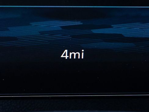 New 2026 Chevrolet Traverse LT w/ Midnight/Sport Edition image 32