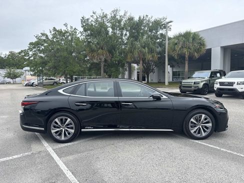 Used 2018 Lexus LS 500h w/ Accessory Package (Z2) RWD image 2