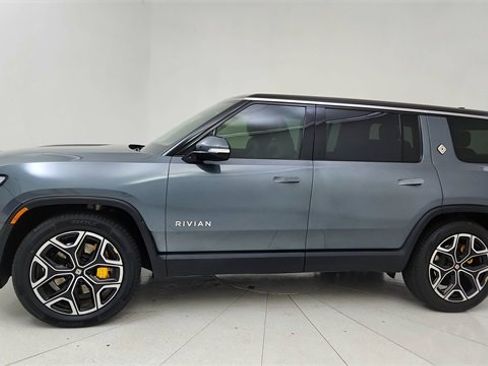 Used 2024 Rivian R1S Adventure image 3