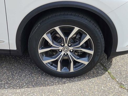 Used 2023 Acura MDX SH-AWD w/ Technology Package image 9