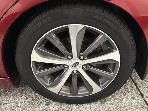Used 2017 Subaru Legacy 2.5i Limited AWD/4WD image 11
