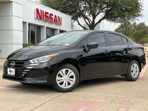 New 2025 Nissan Versa S w/ Trunk Package image 2