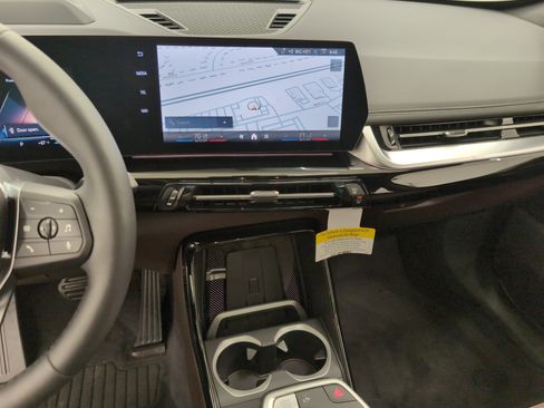 New 2025 BMW X1 xDrive28i w/ Premium Package image 16