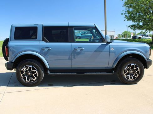 Used 2025 Ford Bronco Outer Banks AWD/4WD image 4