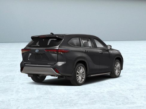 New 2026 Toyota Highlander Platinum AWD/4WD image 2
