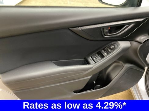 Used 2023 Subaru Impreza 2.0i Premium AWD/4WD image 9