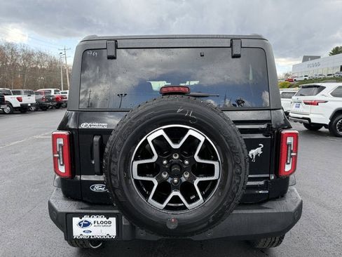 New 2026 Ford Bronco Outer Banks image 6