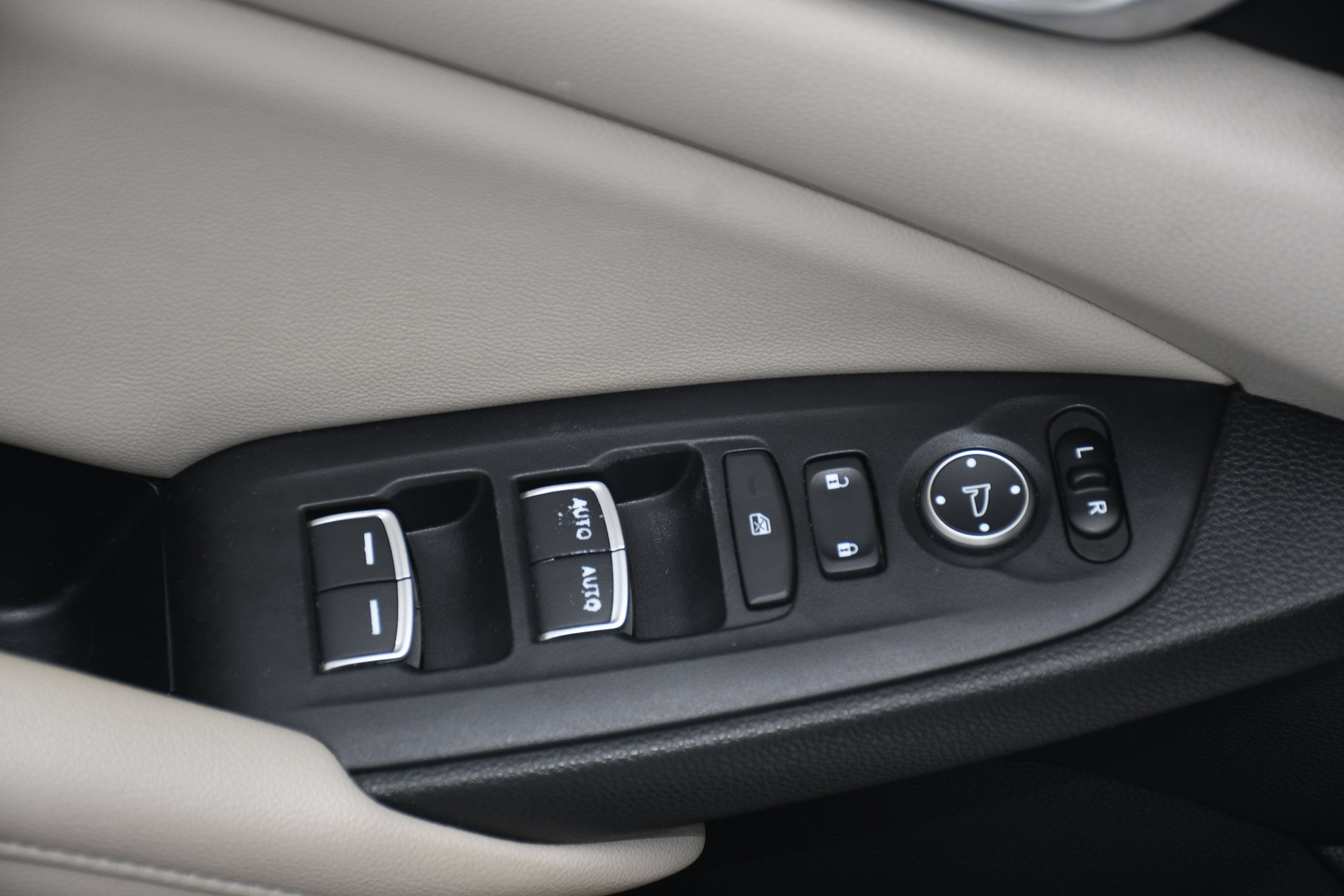 Used 2020 Honda Accord LX image 10