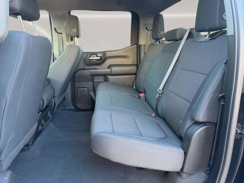 Used 2019 Chevrolet Silverado 1500 Custom w/ Custom Value Package RWD image 13