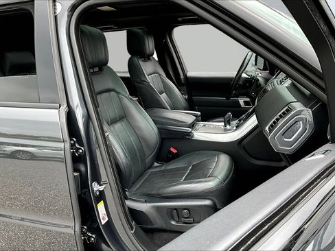 Used 2019 Land Rover Range Rover Sport HSE AWD/4WD image 28