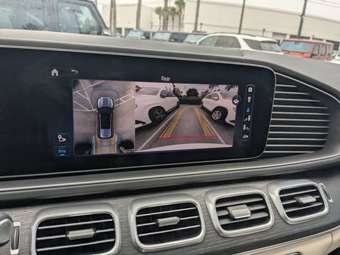 Certified 2024 Mercedes-Benz GLS 450 4MATIC image 8