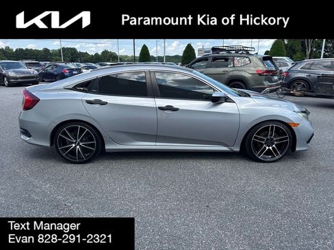 Used 2019 Honda Civic Sport image 8