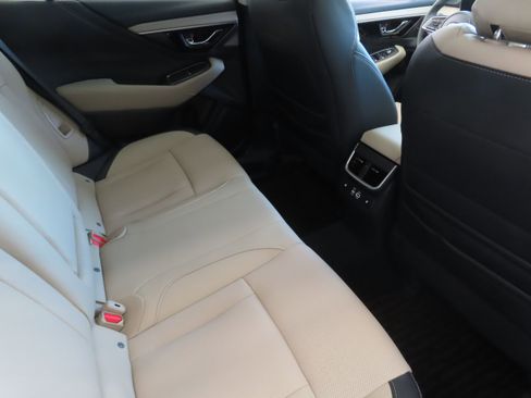 New 2025 Subaru Outback Limited image 27