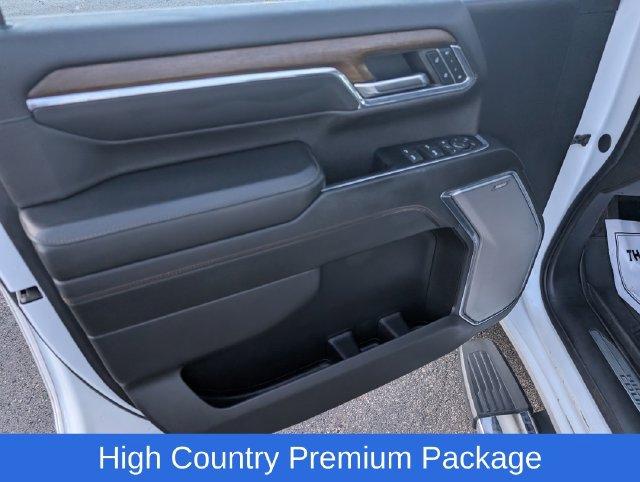 Used 2024 Chevrolet Silverado 3500 High Country w/ High Country Premium Package AWD/4WD image 17