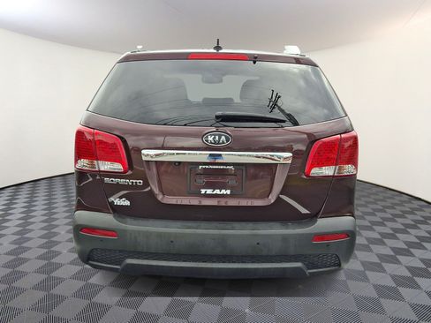 Used 2011 Kia Sorento LX w/ Convenience Pkg AWD/4WD image 4