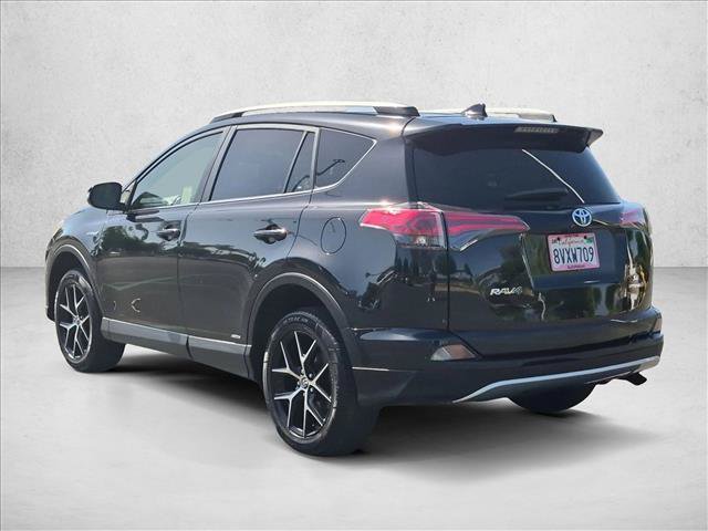 Used 2017 Toyota RAV4 SE AWD/4WD image 8