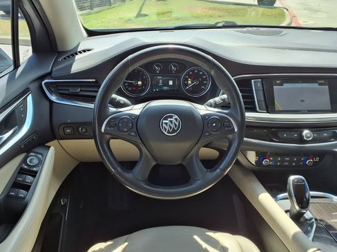 Used 2019 Buick Enclave Premium FWD image 15