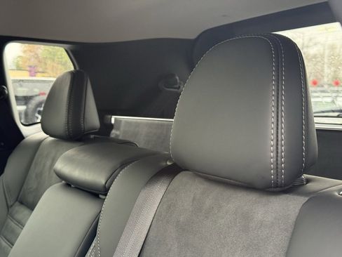 Used 2025 Mitsubishi Outlander SE image 26