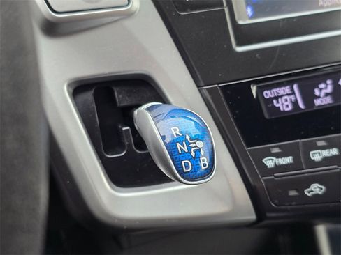 Used 2012 Toyota Prius V Three image 38