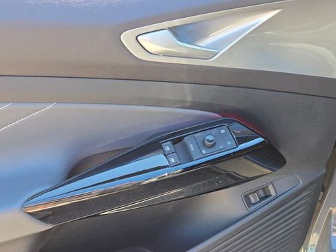 Used 2023 Volkswagen ID.4 S RWD image 25