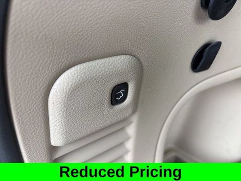 Used 2022 Jeep Grand Cherokee Laredo E w/ Security & Convenience Group AWD/4WD image 35