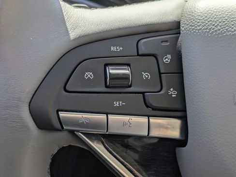 Certified 2023 Cadillac XT6 Premium Luxury FWD image 21