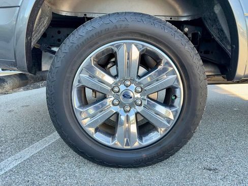 Used 2020 Ford F150 Lariat w/ Equipment Group 502A Luxury AWD/4WD image 39