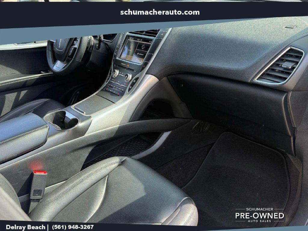 Certified 2019 Lincoln Nautilus FWD image 14