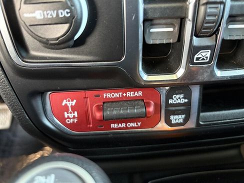Used 2021 Jeep Wrangler Unlimited Rubicon AWD/4WD image 21