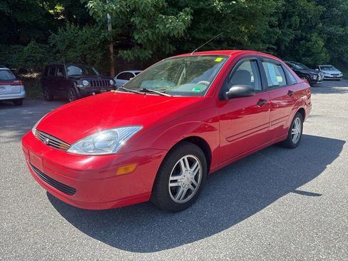 Used 2001 Ford Focus SE FWD image 3