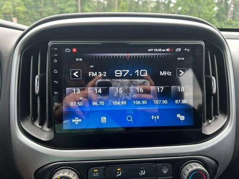 Used 2017 Chevrolet Colorado LT w/ LT Convenience Package AWD/4WD image 14