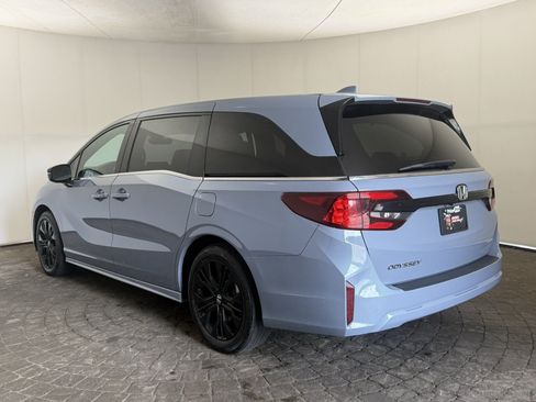 Used 2025 Honda Odyssey Sport-L image 5