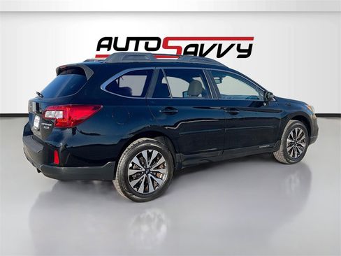 Used 2015 Subaru Outback 2.5i Limited image 7