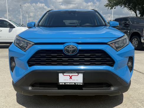 Used 2019 Toyota RAV4 XLE FWD image 10