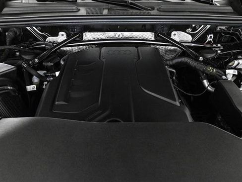 New 2025 Audi Q5 Premium Plus image 24