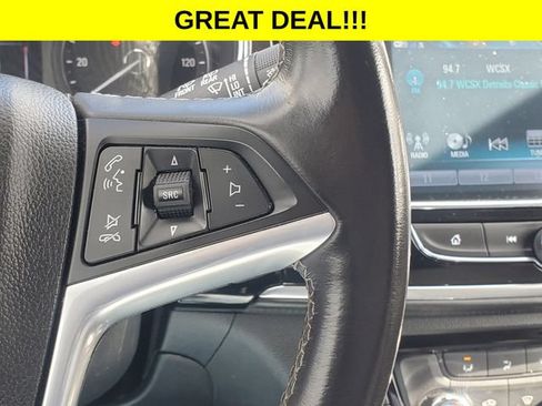 Used 2021 Buick Encore Preferred AWD/4WD image 19
