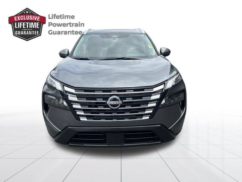 Certified 2026 Nissan Rogue SV w/ SV Premium Package FWD image 8