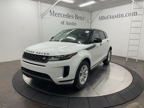 Used 2023 Land Rover Range Rover Evoque S image 3
