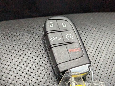 Used 2016 Dodge Challenger SRT w/ Technology Group RWD image 29